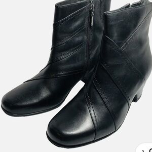 Clarks Artisan Leyden Black Lea Candle Boots/booties